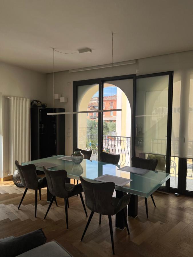 Suite La Castellana Torri Del Benaco Luaran gambar