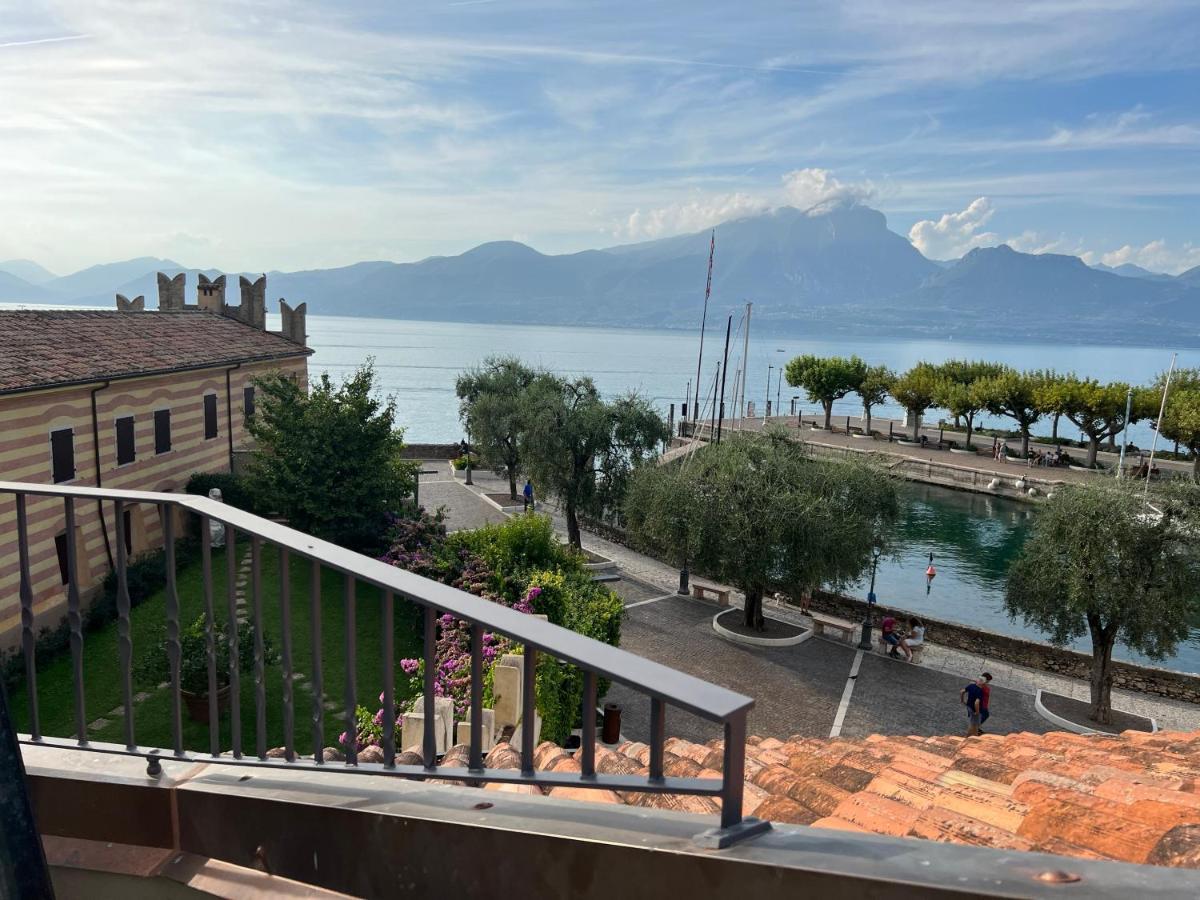 Suite La Castellana Torri Del Benaco Luaran gambar