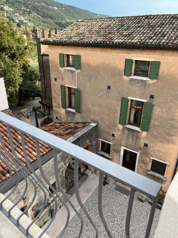 Suite La Castellana Torri Del Benaco Luaran gambar