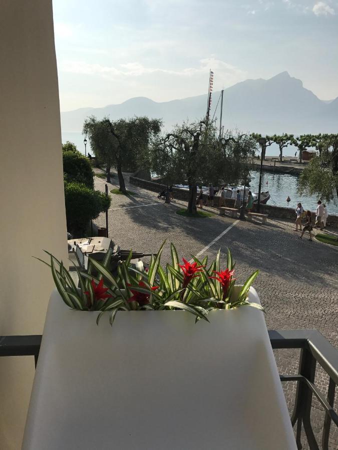 Suite La Castellana Torri Del Benaco Luaran gambar